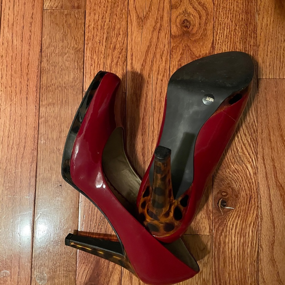 Jessica Simpson Shoes - Picture 7 of 8